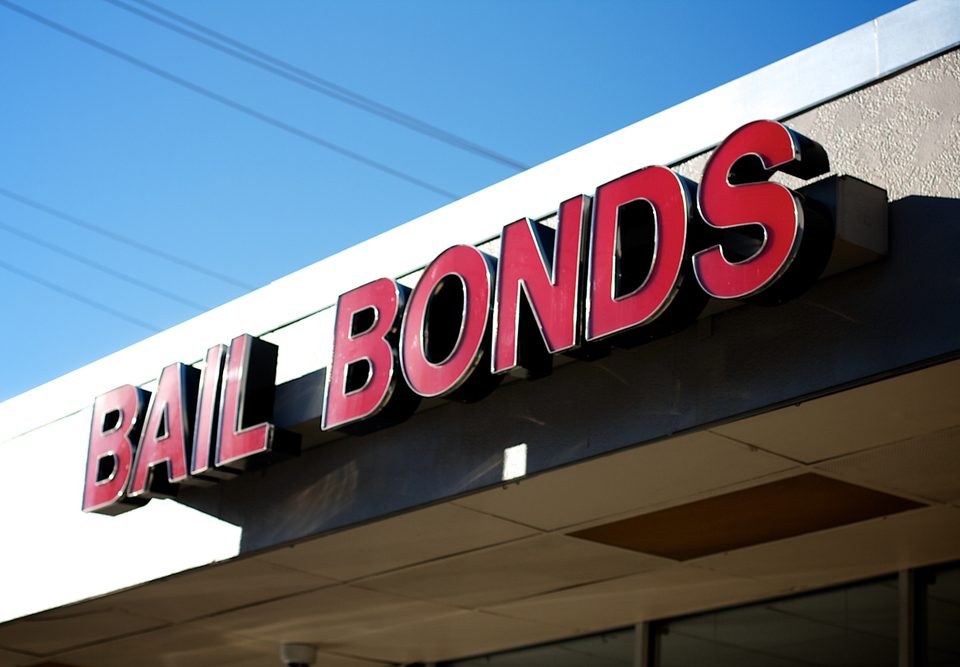 look bail bond agent