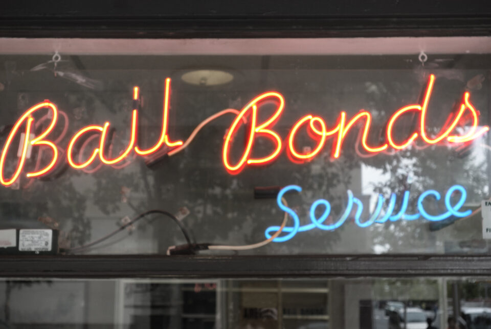 24/7 bail bonds